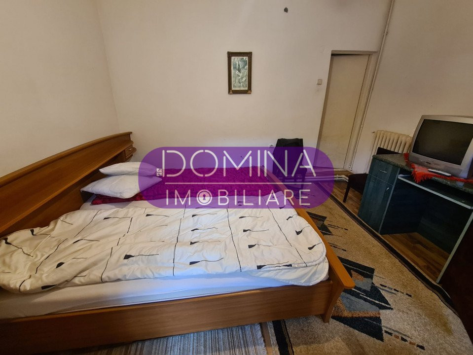 Închiriere casă situată în Oraș Tismana, în apropierea magazinului Profi