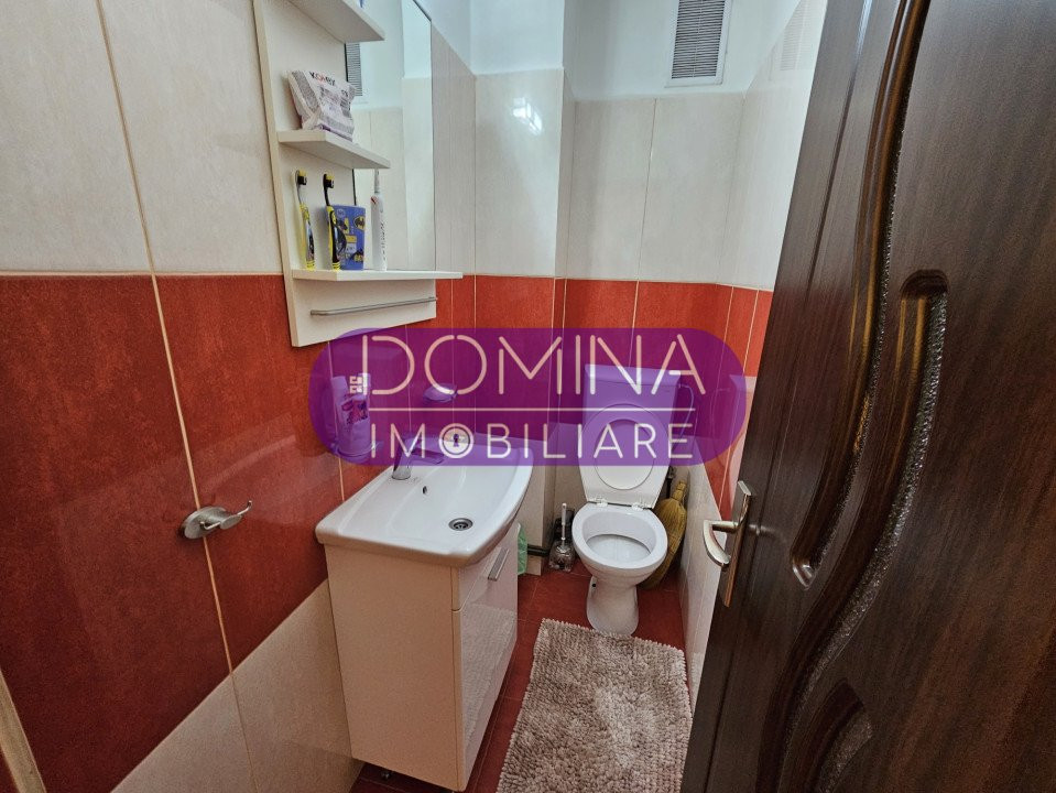 Vânzare apartament 3 camere *etaj 1* situat în Târgu Jiu, strada Nicolae Grigore