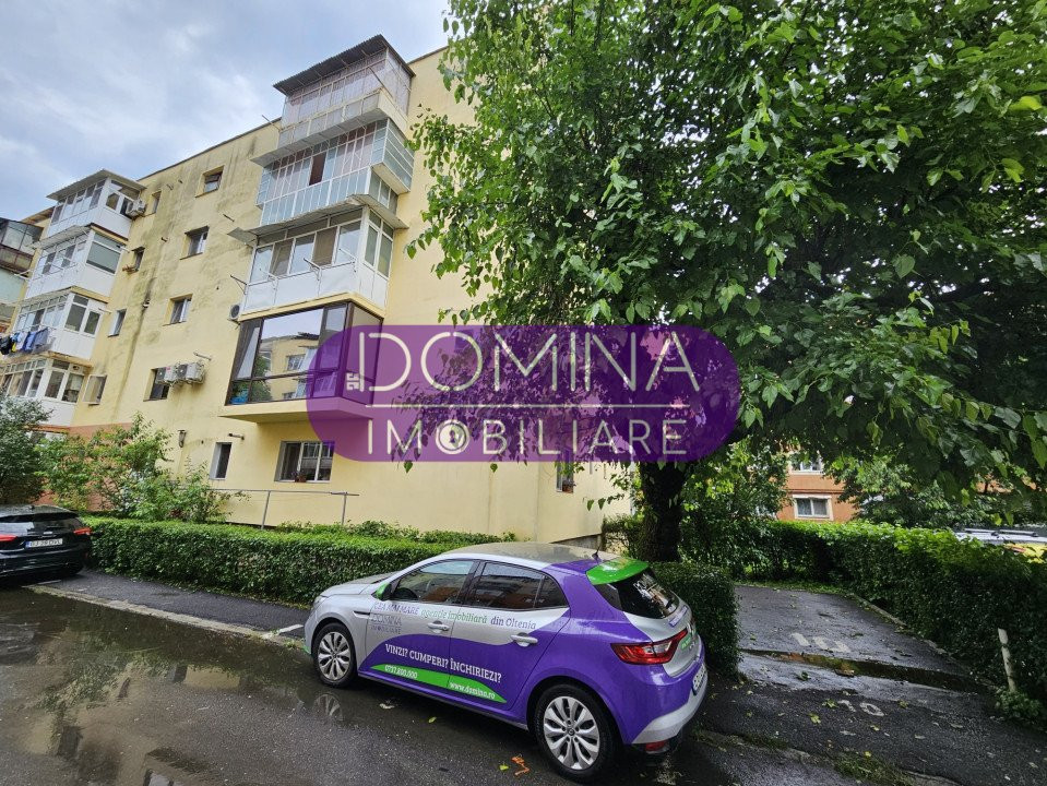 Vânzare apartament 3 camere *etaj 1* situat în Târgu Jiu, strada Nicolae Grigore