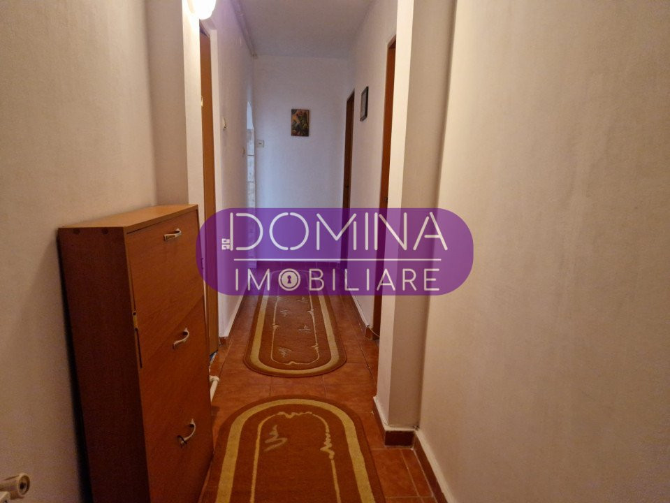 Vânzare apartament 2 camere, decomandat, situat în Târgu Jiu, strada Plopilor