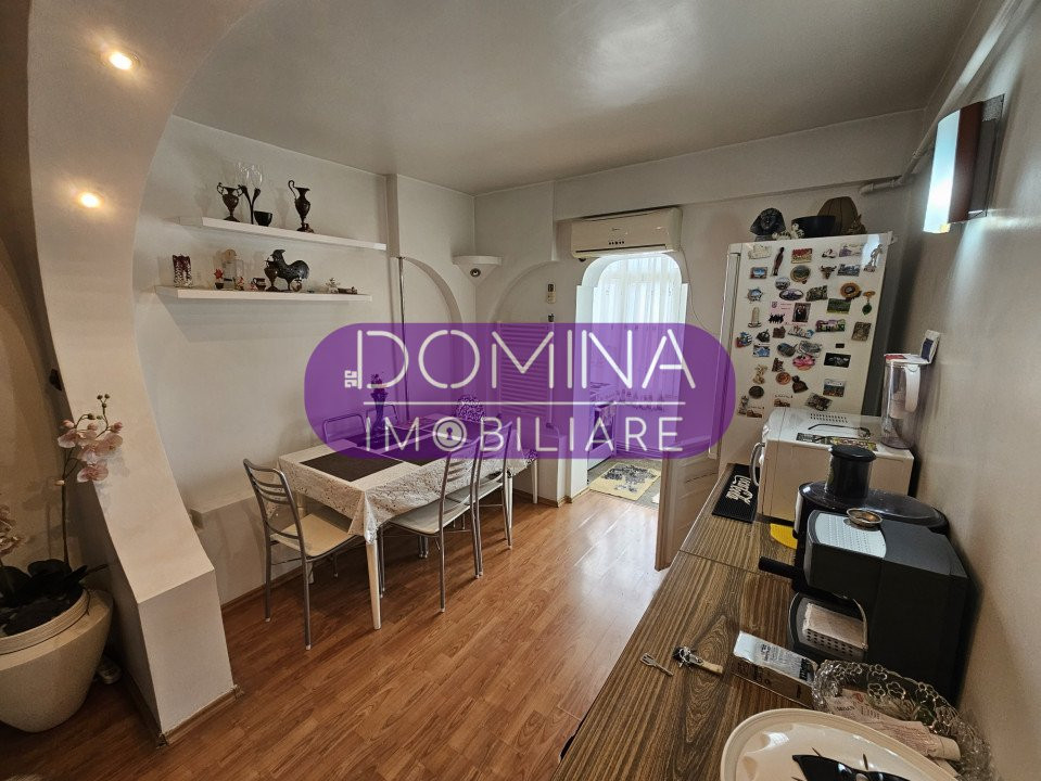 Vânzare apartament 2 camere, situat în Târgu Jiu, strada Revoluției 