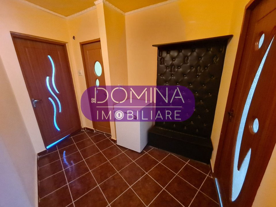 Vânzare apartament 2 camere situat în Bumbești Jiu, strada Jiului