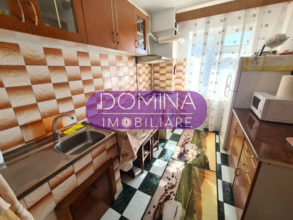 Vânzare apartament 2 camere situat în Târgu Jiu, strada Nicolae Titulescu