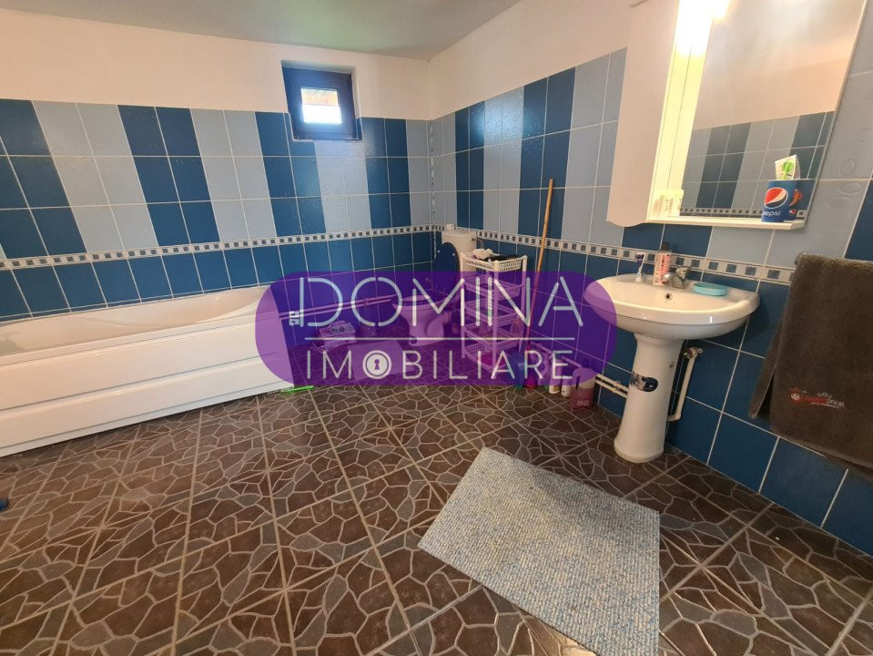 Vânzare casă P+1, situată în Comuna Arcani, sat Câmpofeni