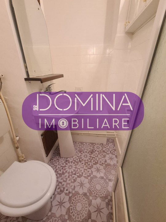 Vânzare garsonieră confort 1, situată în Târgu Jiu, etaj 1, strada Zambilelor