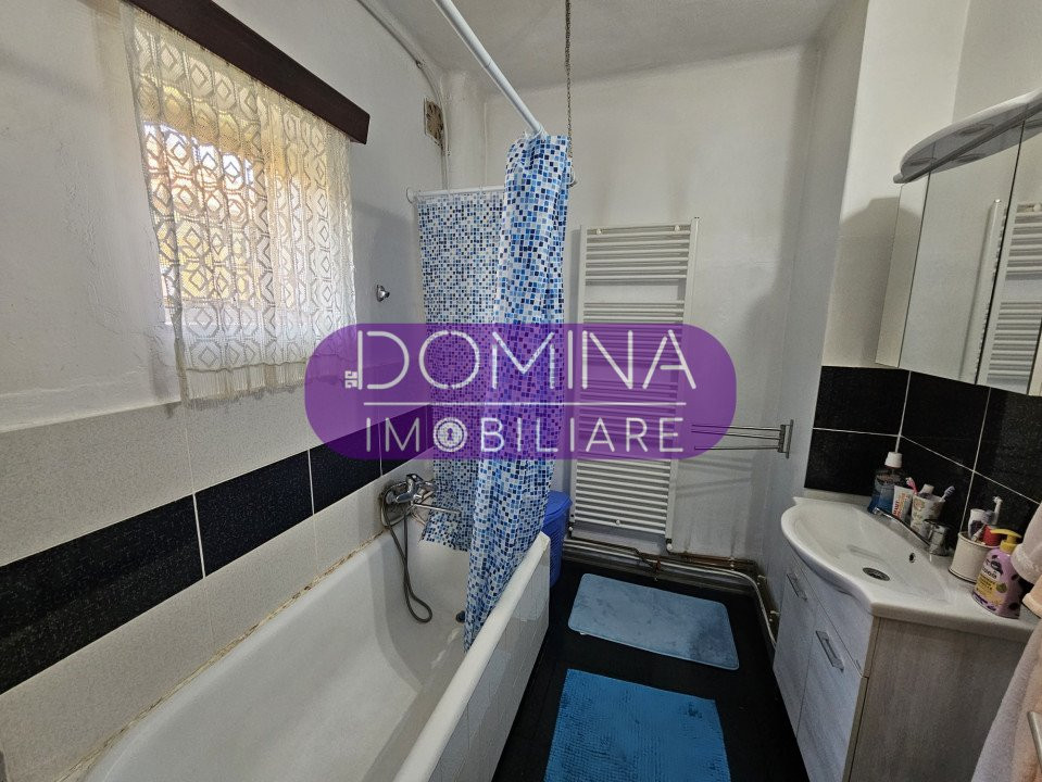 Casă și teren 1056 mp în Tg. Jiu * zonă centrală * strada Carpați