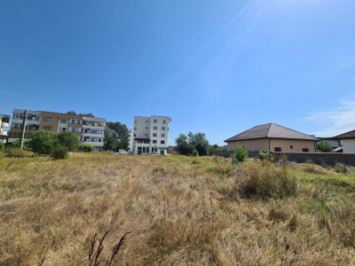 Vânzare teren intravilan situat în Târgu Jiu, strada Bicaz