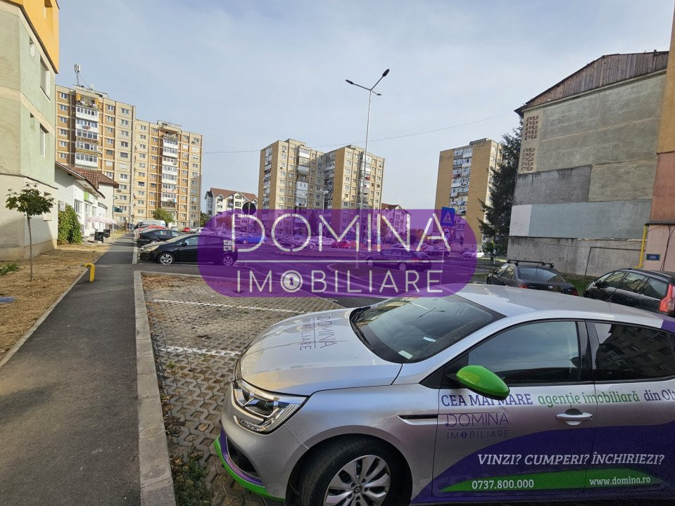 Vânzare apartament 3 camere, Aleea Plopilor - zona 9 Mai