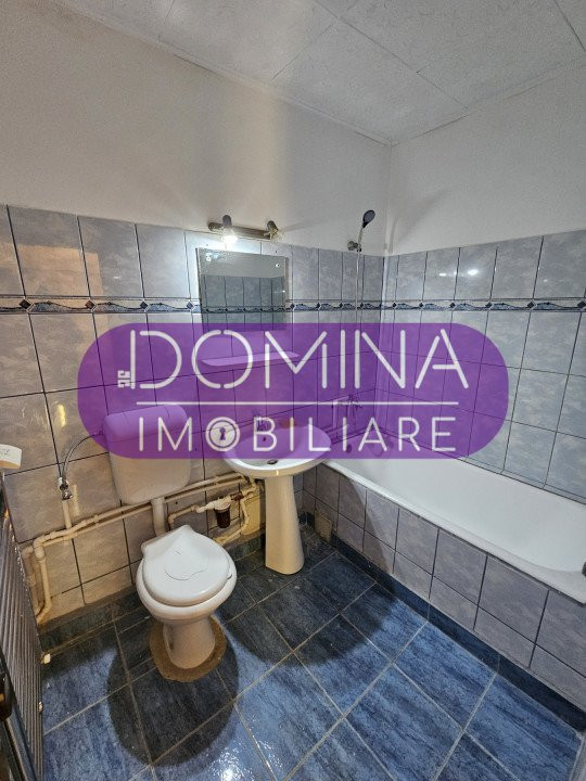 Vânzare garsonieră confort 1, situată în Târgu Jiu, strada Dacia - zona Mall