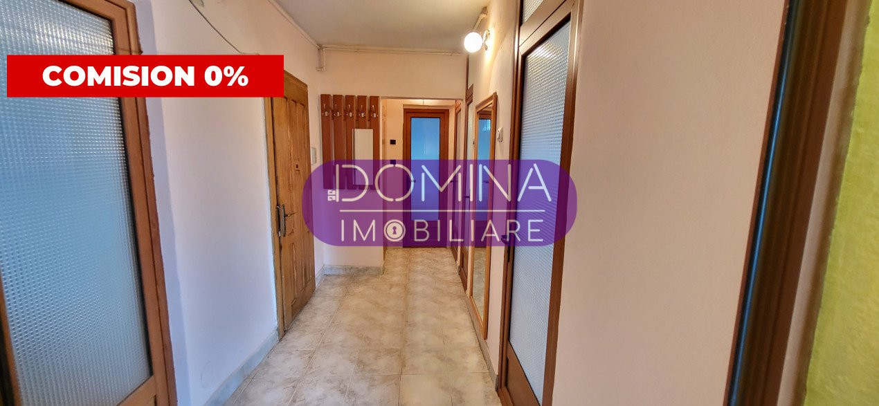 Vânzare apartament 3 camere, et. 2, în Târgu Jiu, B-dul Ecaterina Teodoroiu