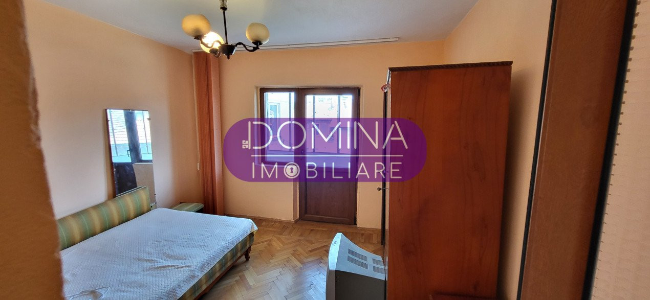Vânzare apartament 3 camere, et. 2, în Târgu Jiu, B-dul Ecaterina Teodoroiu