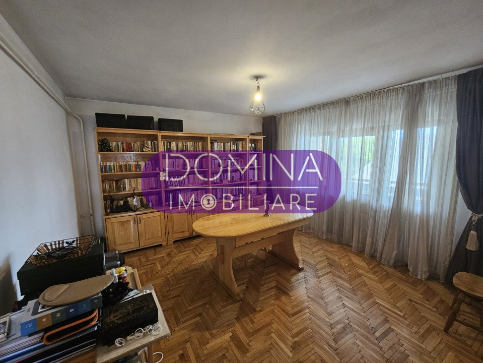 Vânzare casă P+1, situată în Târgu Jiu, zonă centrală, strada Griviței