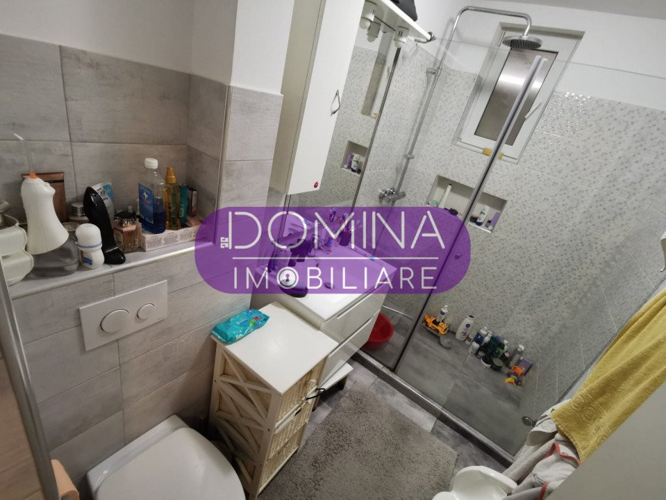 Vânzare apartament 4 camere, situat în Târgu Jiu, Aleea Sf. Nicolae - 11 Iunie