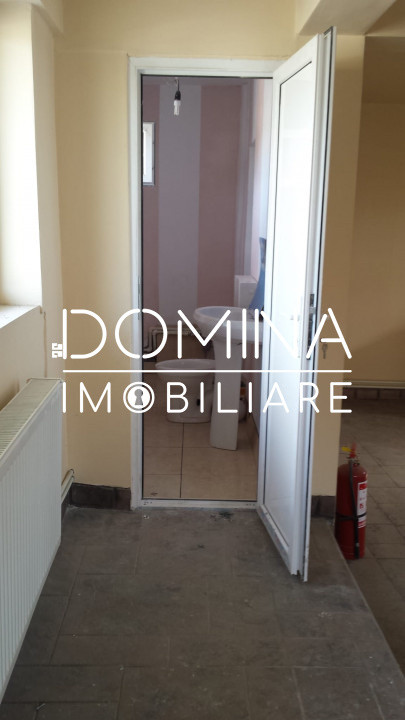 Închiriere spațiu comercial, situat în Târgu Jiu, Strada 9 Mai