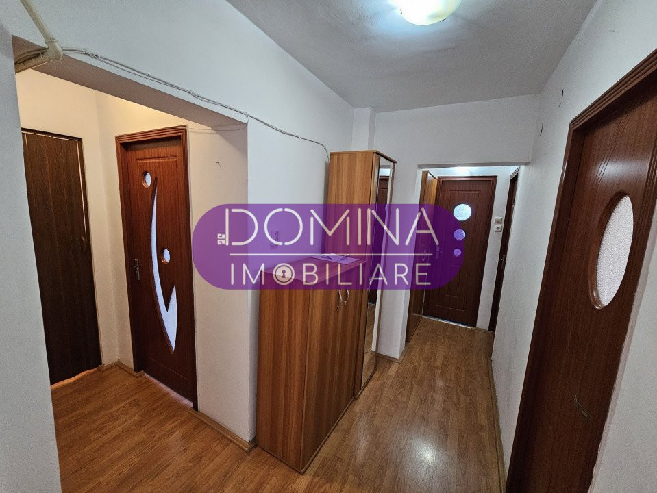 Vânzare apartament 3 camere,  mobilat și utilat, în Târgu Jiu, cartier Traian
