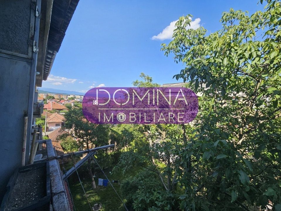 Vânzare apartament 3 camere, situat în Târgu Jiu - Aleea Garofiței
