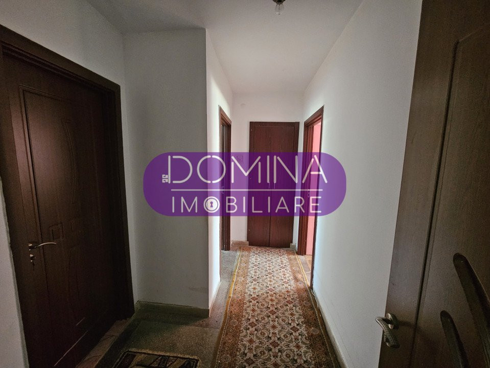 Vânzare apartament 3 camere, situat în Târgu Jiu - Aleea Garofiței