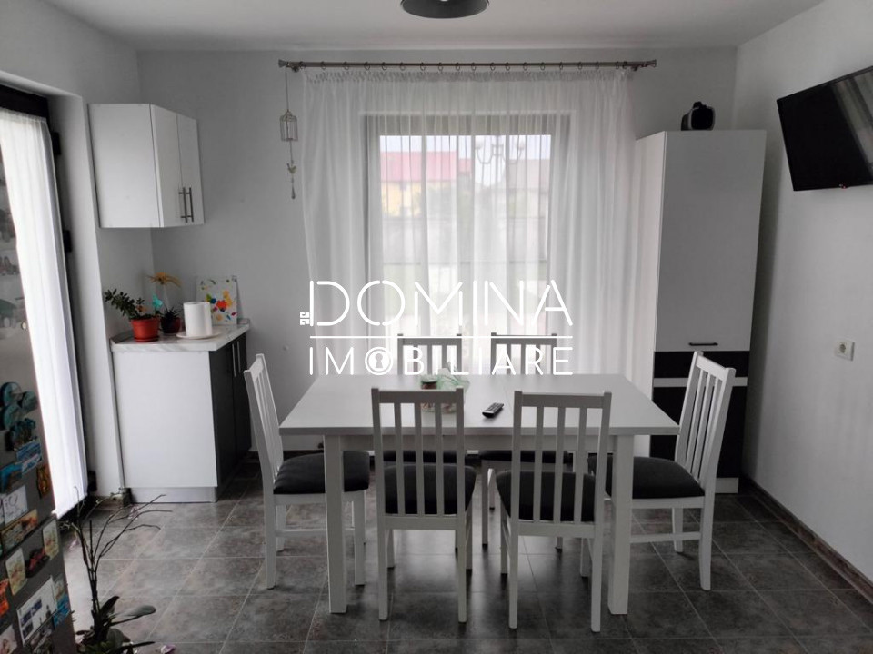 Vânzare casă cu piscină, în cartier privat - zona Dumbrava