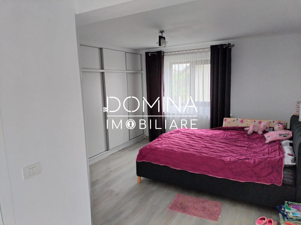 Vânzare casă cu piscină, în cartier privat - zona Dumbrava