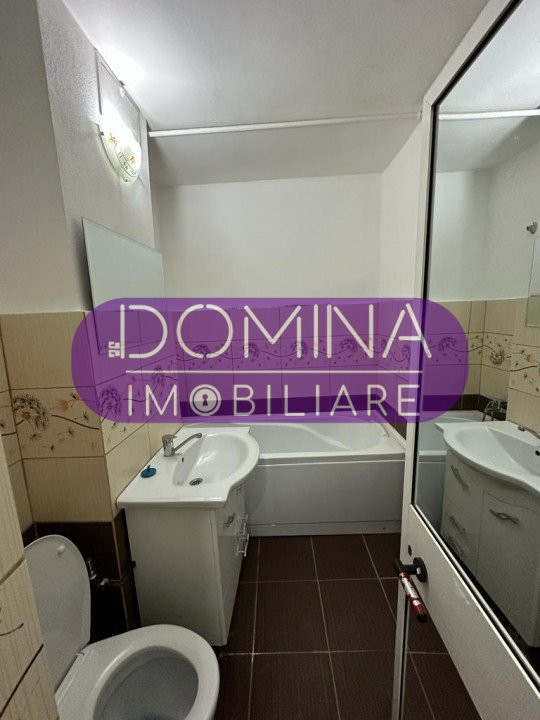 Apartament 3 camere în Târgu Jiu, strada Victoriei - zonă centrală