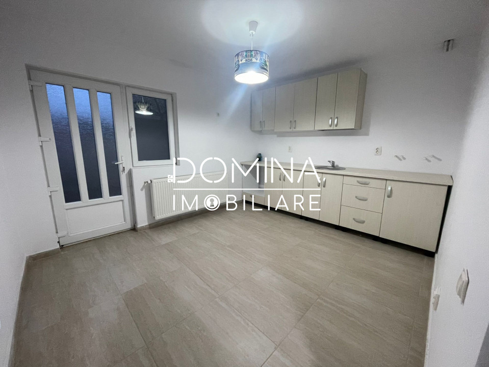 Vânzare casă situată în Târgu Jiu, strada Salcâmului