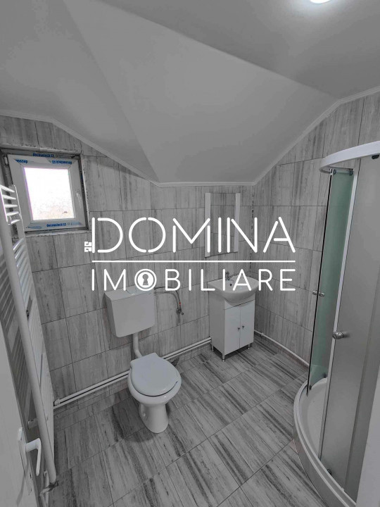 Vânzare casă situată în Târgu Jiu, strada Salcâmului