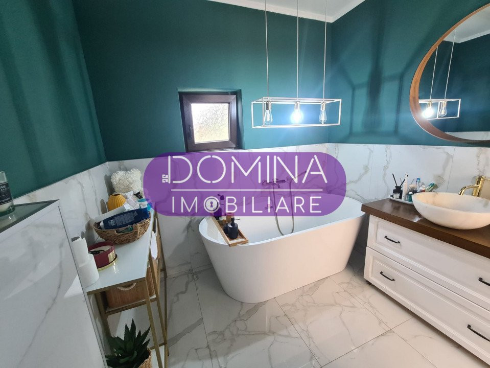 Vanzare casa in stil mediteranean in Tg. Jiu, str. Barajelor