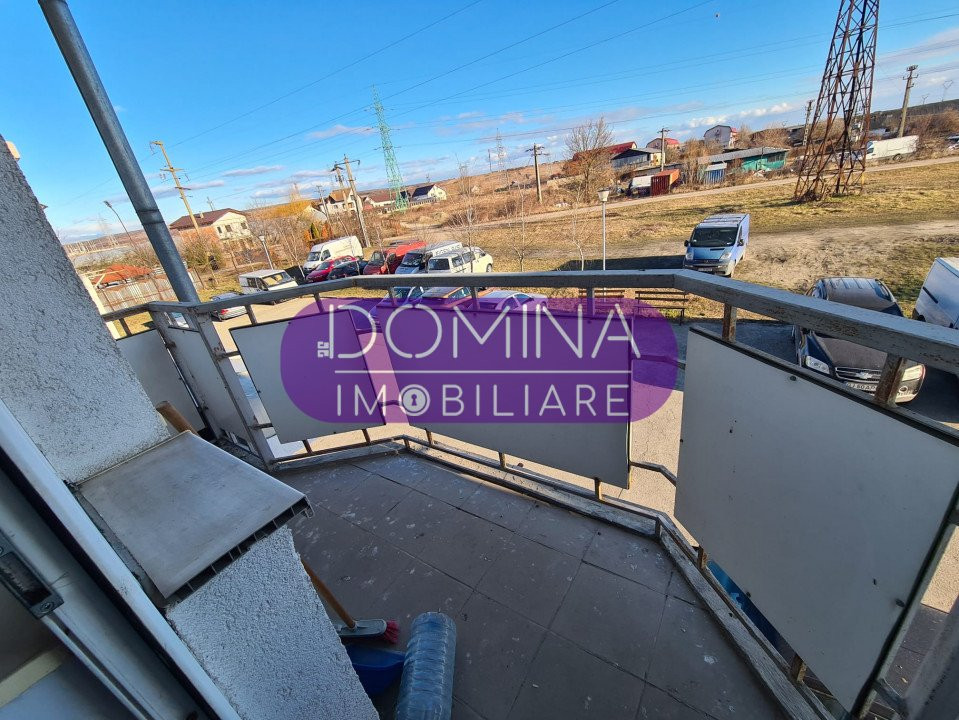 Vânzare garsonieră , situată în Târgu Jiu, strada Ciocârlău - zona Artego