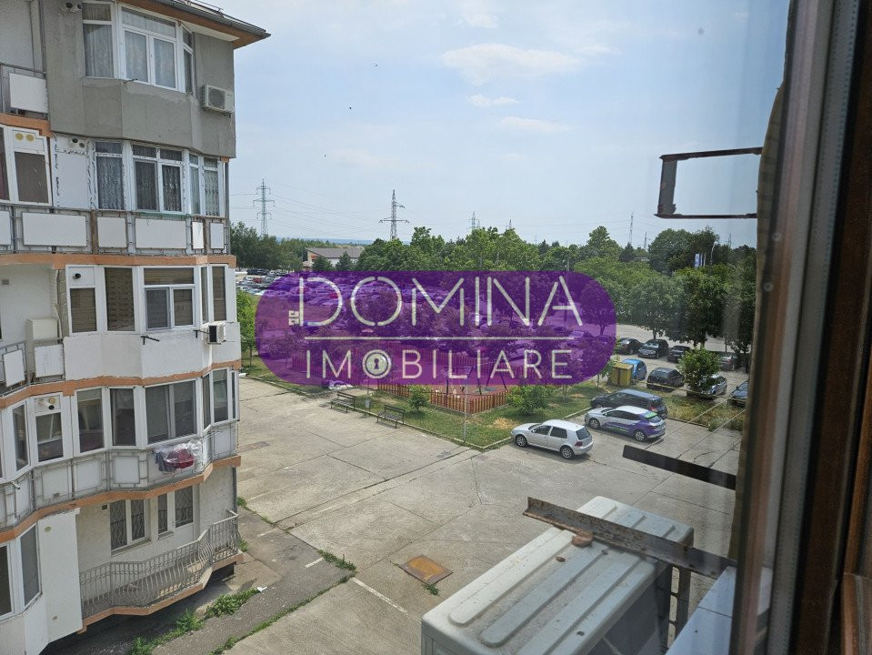 Vânzare garsonieră situată în Târgu Jiu, strada Ciocârlău - zona Artego