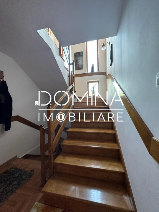  Vânzare proprietate impunătoare, strada Bujorului - cartier Primăverii