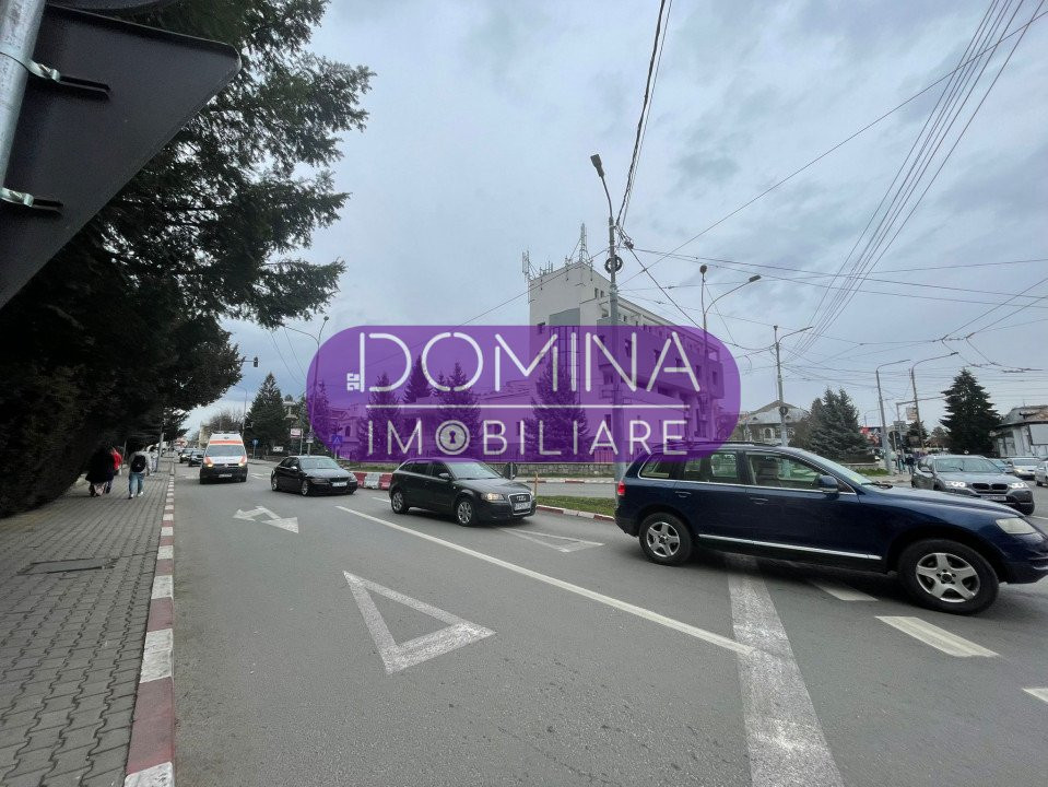 Spațiu comercial ultracentral * clădire reprezentativă * - fost sediu BCR