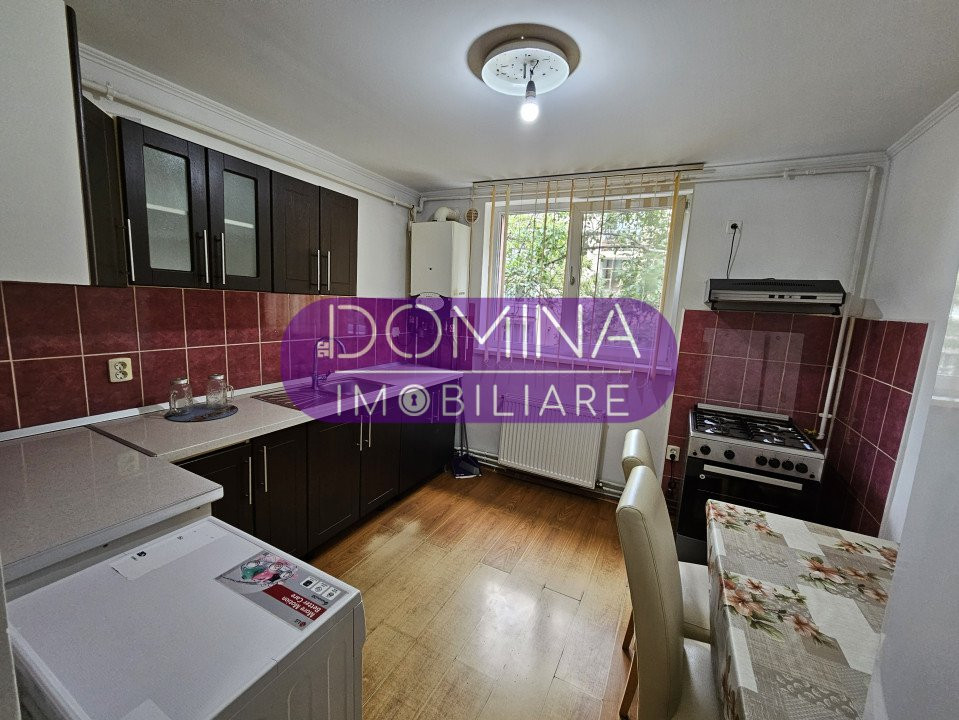 Închiriere apartament 3 camere, etaj 2, situat în Târgu Jiu, strada Garofiței