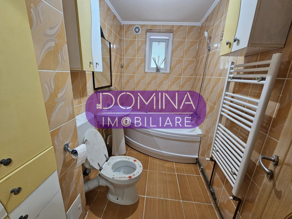 Închiriere apartament 3 camere, etaj 2, situat în Târgu Jiu, strada Garofiței