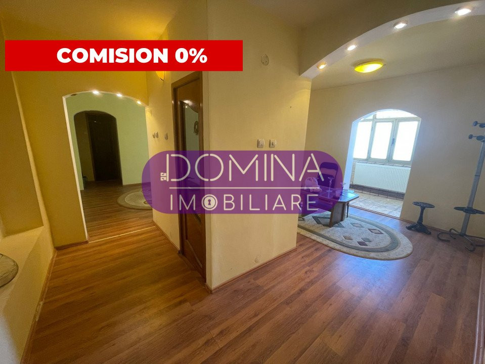 Vânzare apartament 3 camere situat în Târgu Jiu, strada 22 Decembrie 1989