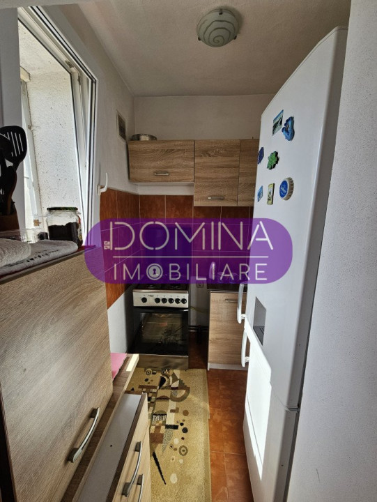 Vânzare garsonieră *etaj 1* strada Slt. Mihai Cristian Oancea - zonă centrală