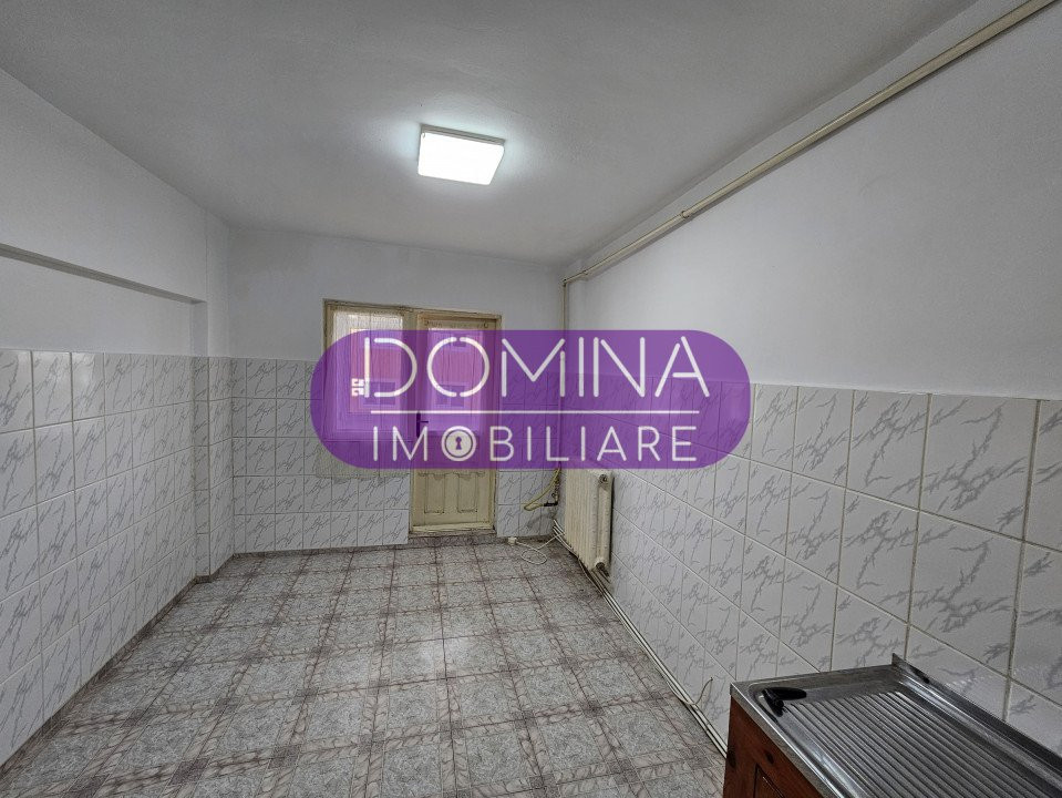 Vânzare apartament 2 camere - Tg. Jiu - str. Lt. Col. Dumitru Petrescu