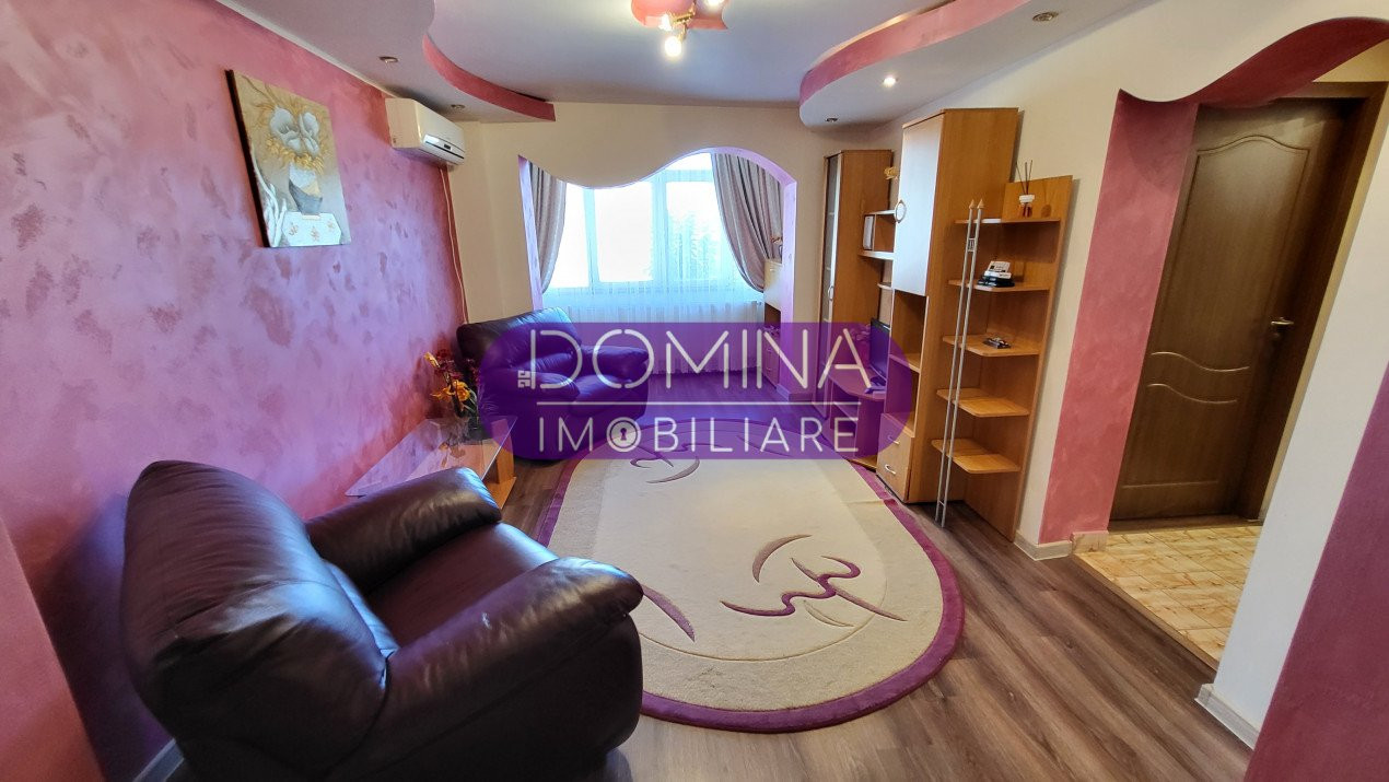 Închiriere apartament 4 camere, str. N. Titulescu, vizavi de liceul Pedagogic