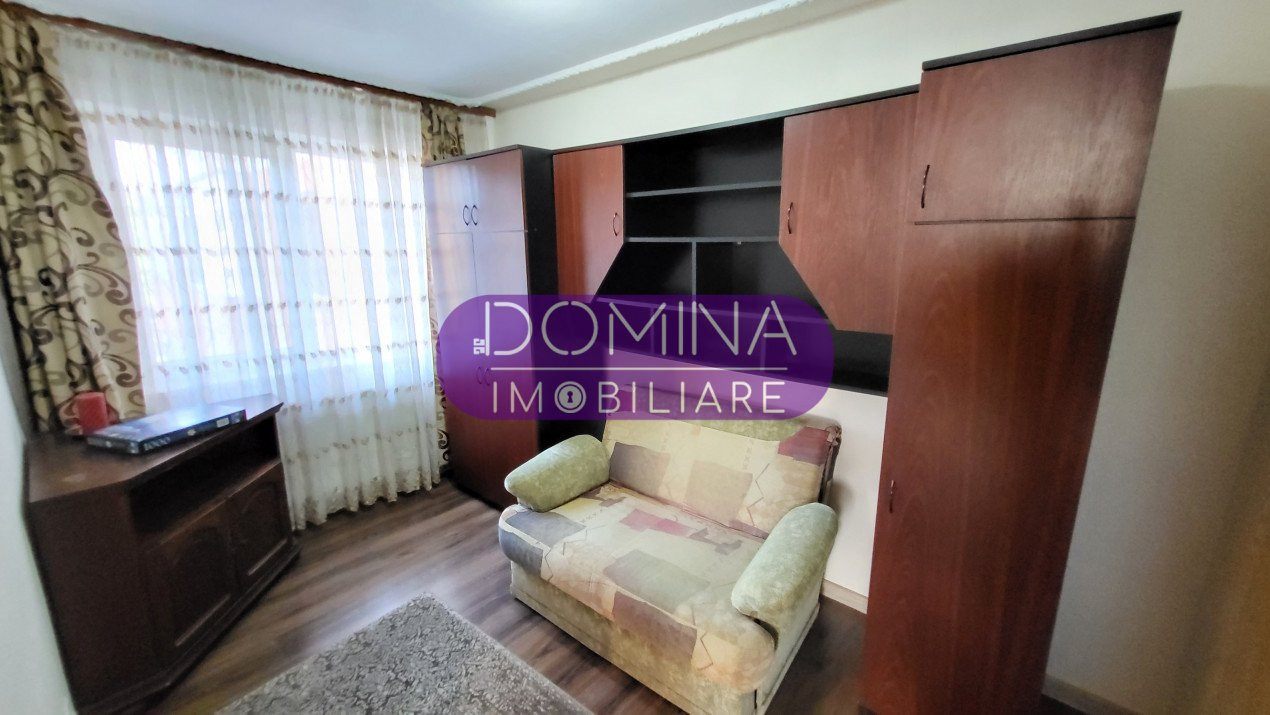 Închiriere apartament 4 camere, str. N. Titulescu, vizavi de liceul Pedagogic