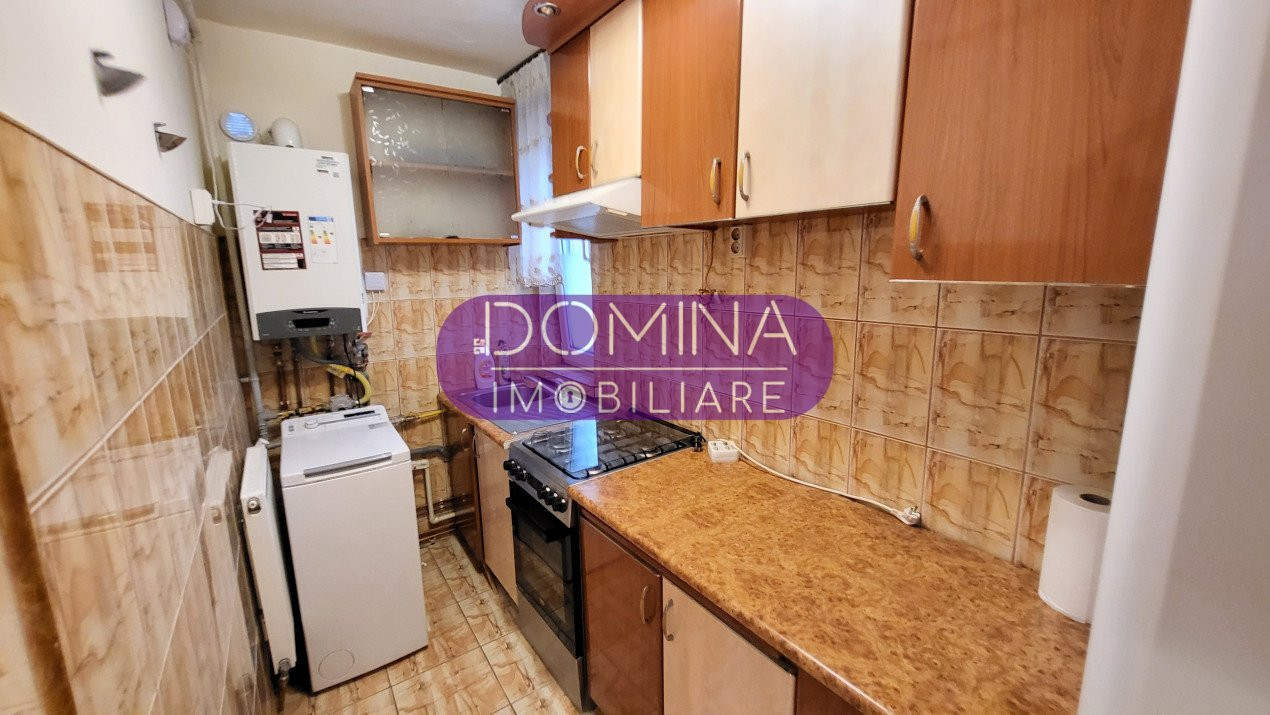 Închiriere apartament 4 camere, str. N. Titulescu, vizavi de liceul Pedagogic