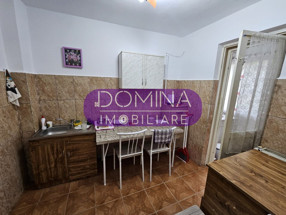 Închiriere apartament 3 camere situat în Târgu Jiu, strada Nicolae Bălcescu