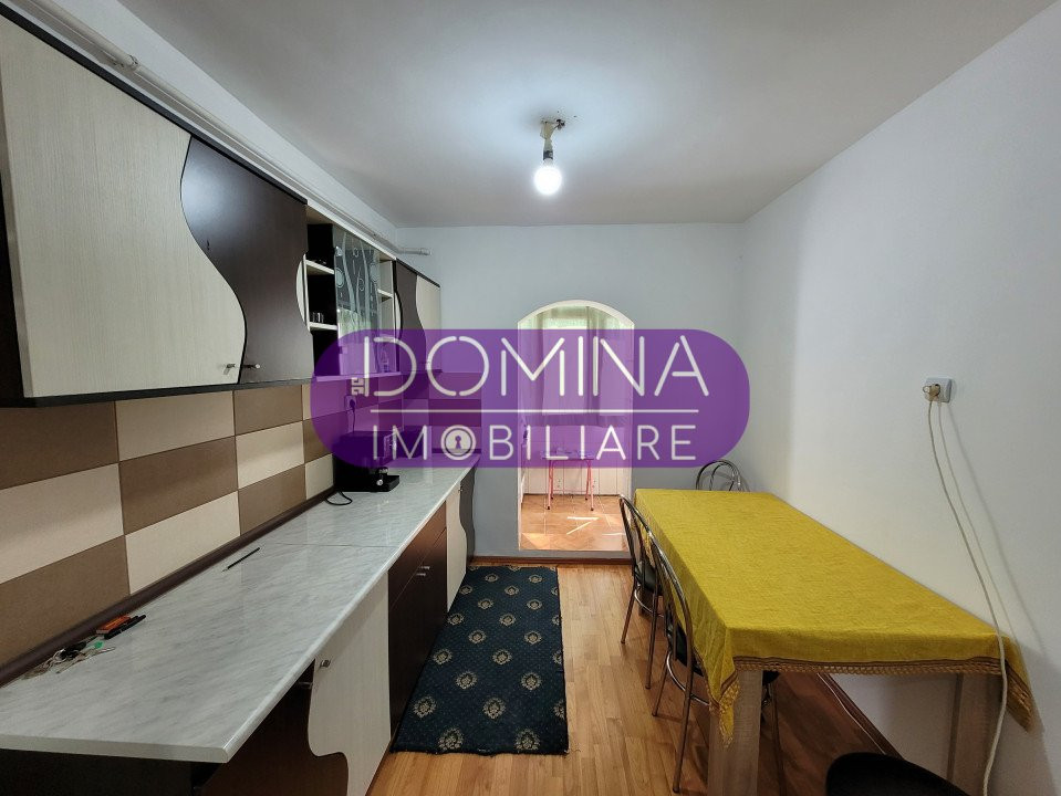 Închiriere apartament 3 camere, situat în Târgu Jiu, Aleea Castanilor 
