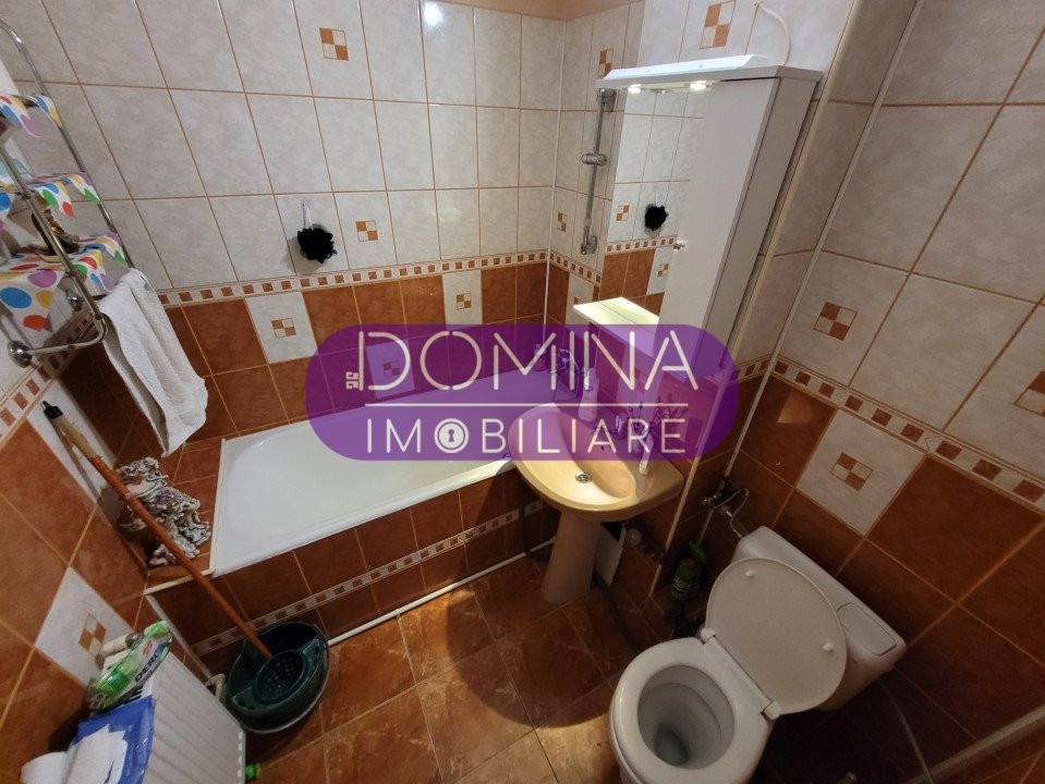 Închiriere apartament 3 camere, situat în Târgu Jiu, Aleea Castanilor 