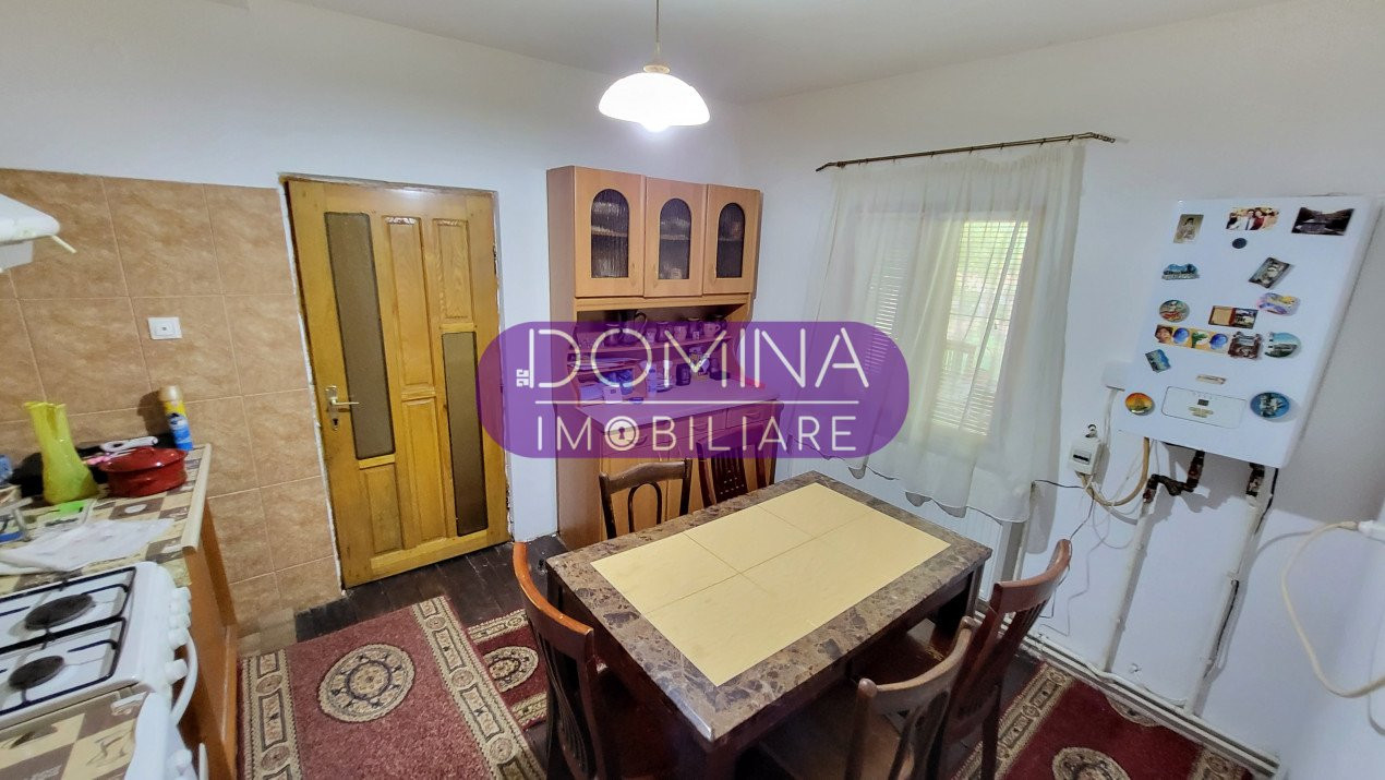 Vânzare casă în Tismana, la doar 1,8 km de Mănăstirea Tismana - zonă turistică