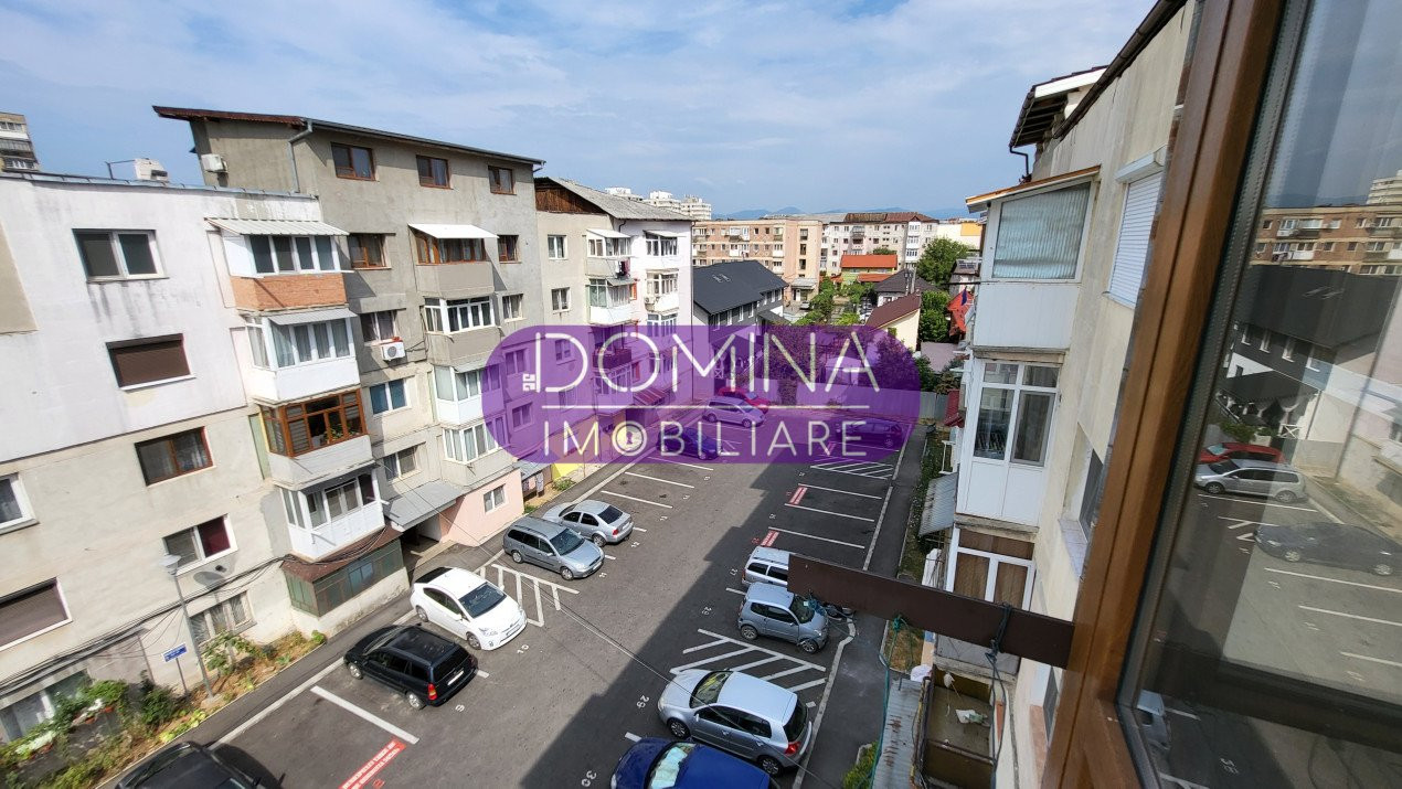 Vânzare apartament 2 camere, situat în Târgu Jiu, Aleea Plopilor - zona 9 Mai