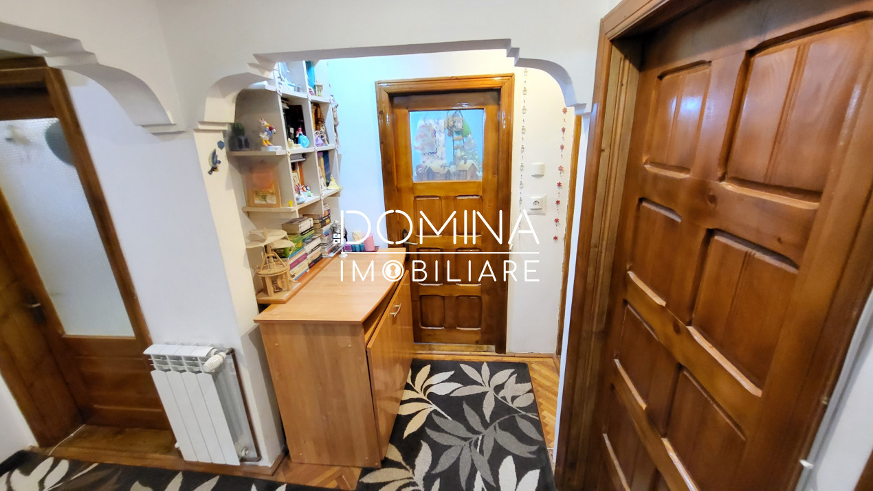 Vânzare apartament 3 camere - Bld. Constantin Brâncuși - zona Pieței Centrale 