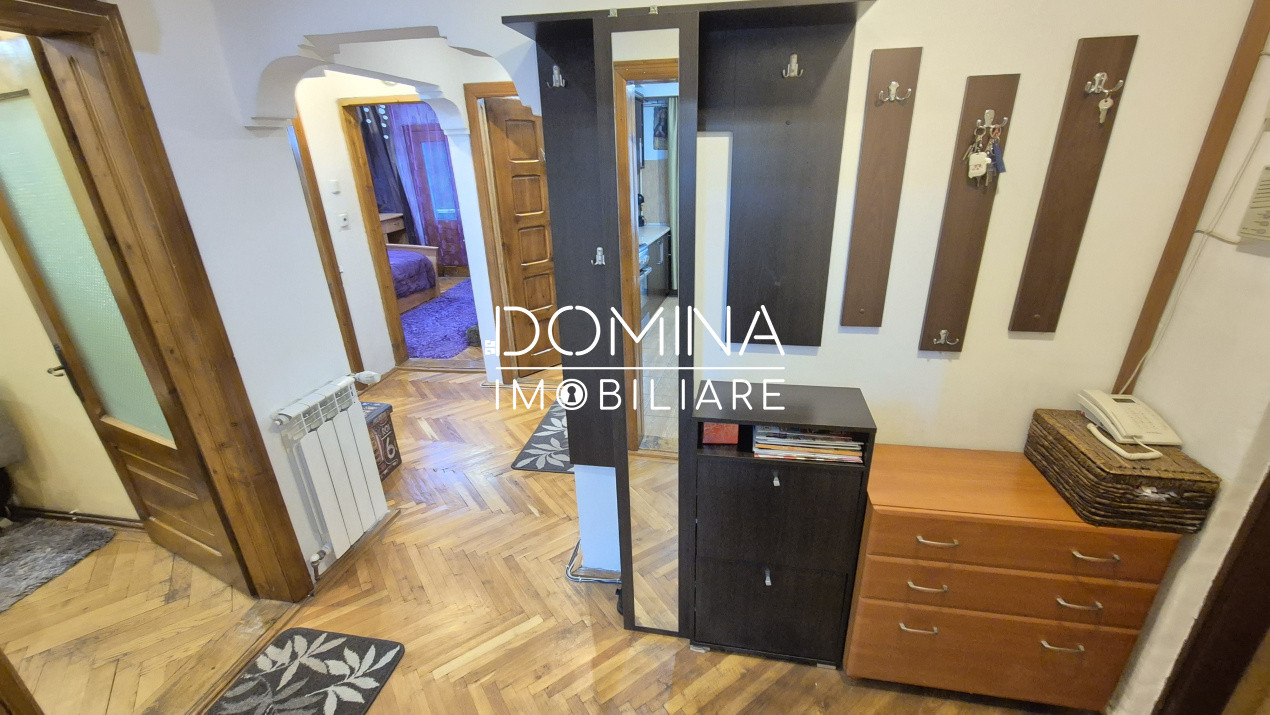 Vânzare apartament 3 camere - Bld. Constantin Brâncuși - zona Pieței Centrale 
