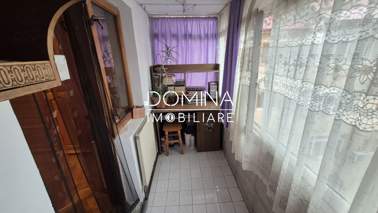 Vânzare apartament 3 camere - Bld. Constantin Brâncuși - zona Pieței Centrale 
