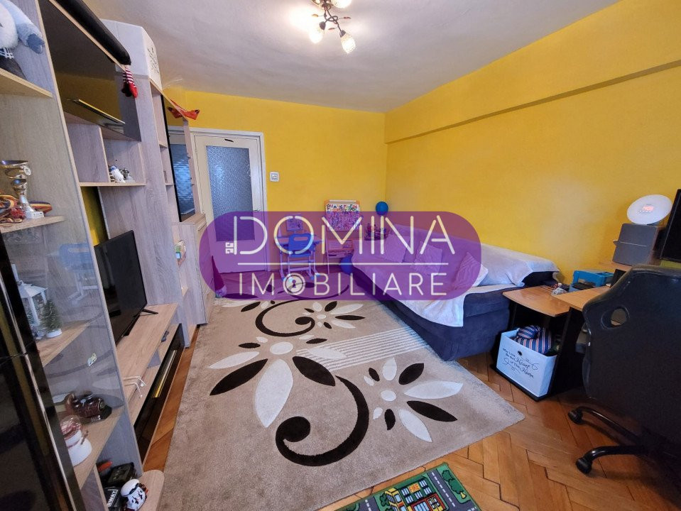 Vânzare apartament 2 camere situat în Tg-Jiu, Bld. Ec. Teodoroiu - ultracentral