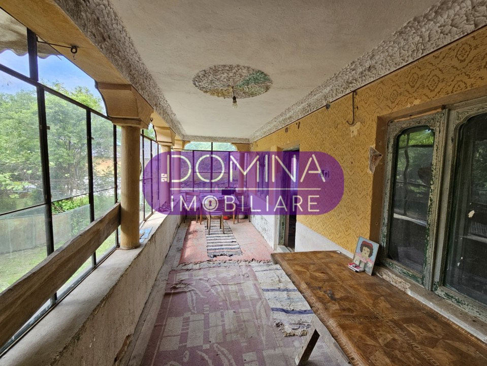 Vânzare casă bătrânească D+P, situată în Sat Curpen, Comuna Stănești