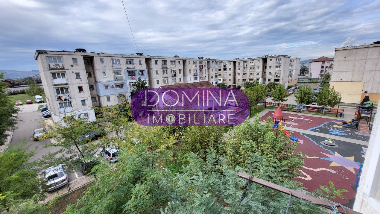 Vânzare garsonieră *confort 1* situată în Rovinari, Aleea Școlii